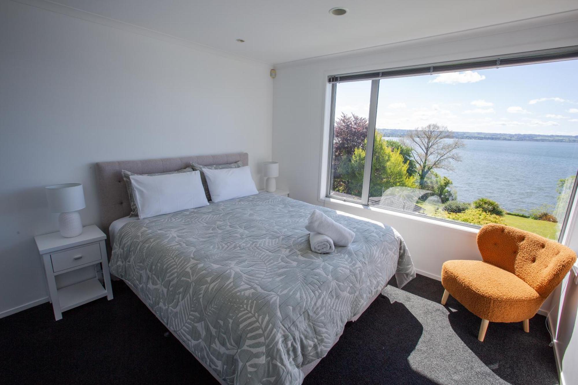 Rotorua Serenity Lakeview Retreat ภายนอก รูปภาพ