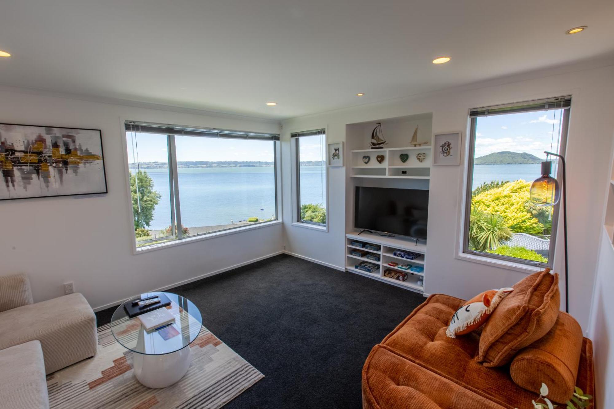 Rotorua Serenity Lakeview Retreat ภายนอก รูปภาพ