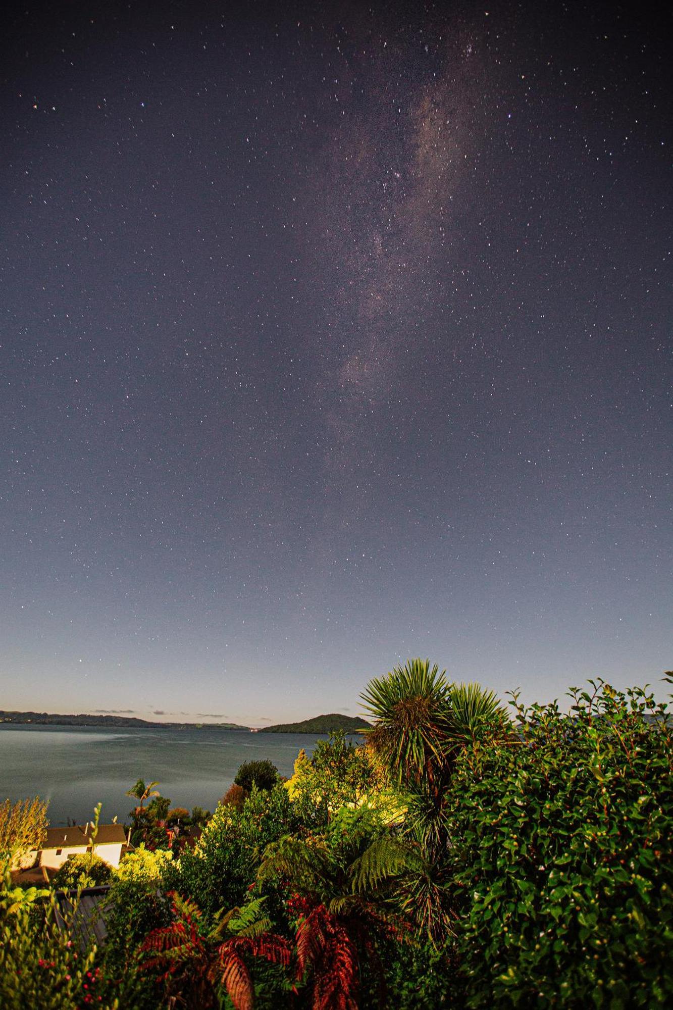 Rotorua Serenity Lakeview Retreat ภายนอก รูปภาพ